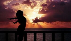 bodywise+woman-silhouette