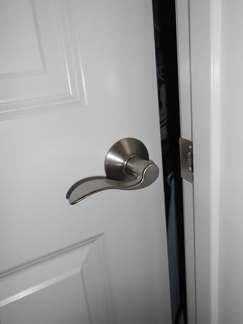live your best with a disability+lever-door-handle