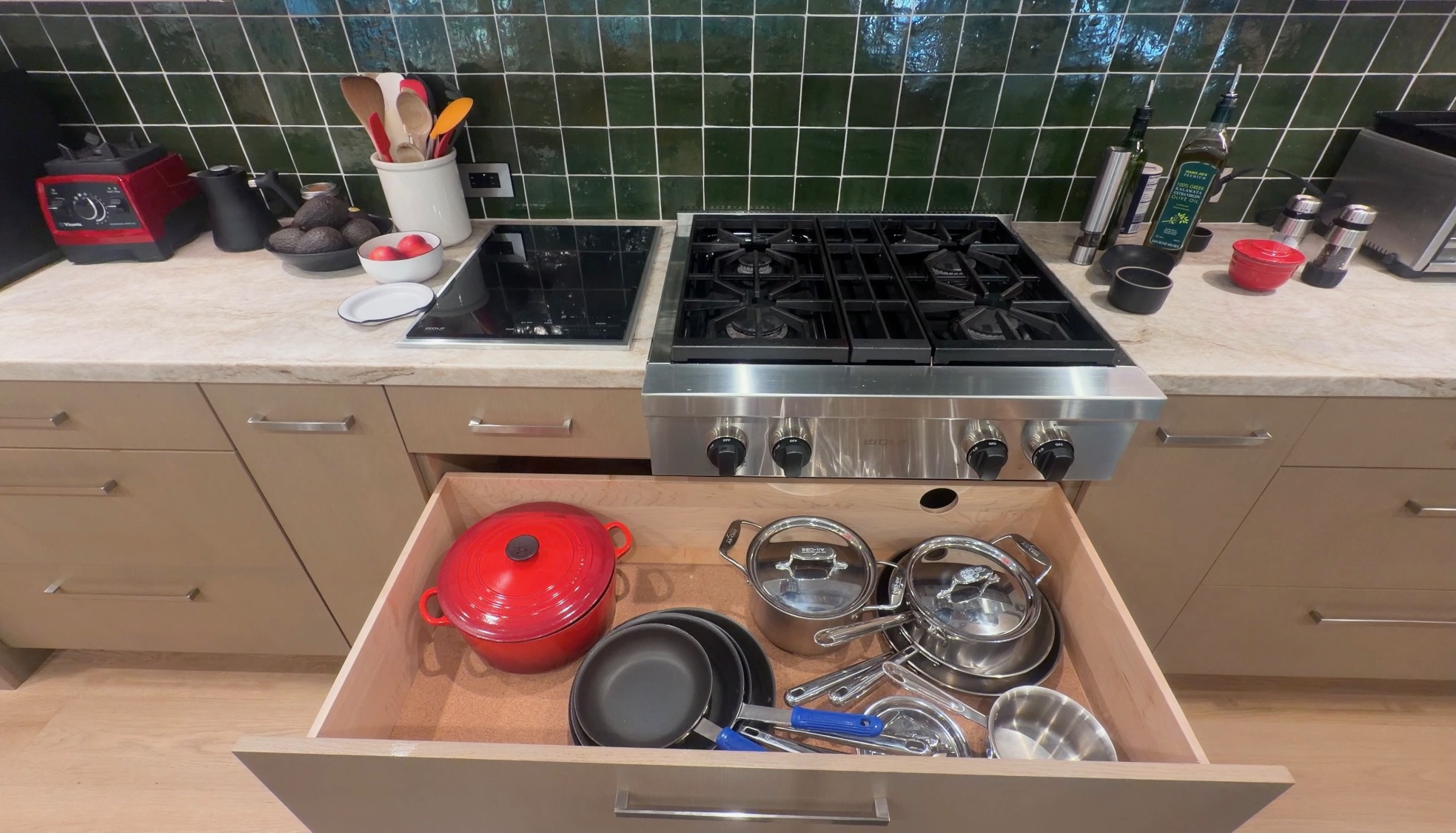 Reorganize Kitchen Drawer